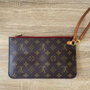 Louis Vuitton Neverfull Pouch Wristlet